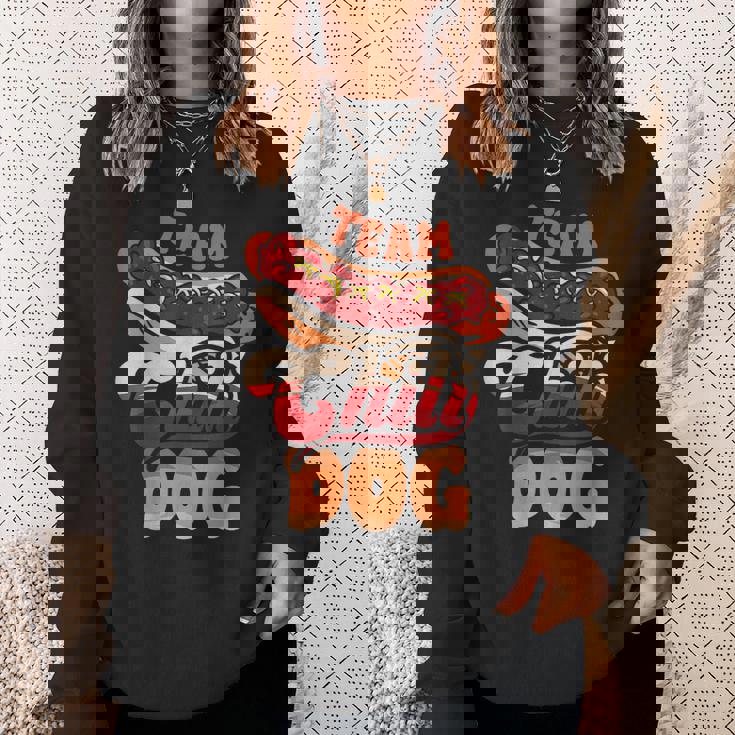 チーム・チリ・ドッグ 面白いチリコンカーン ホットドッグ好きのフードトラック スウェットシャツ 彼女への贈り物