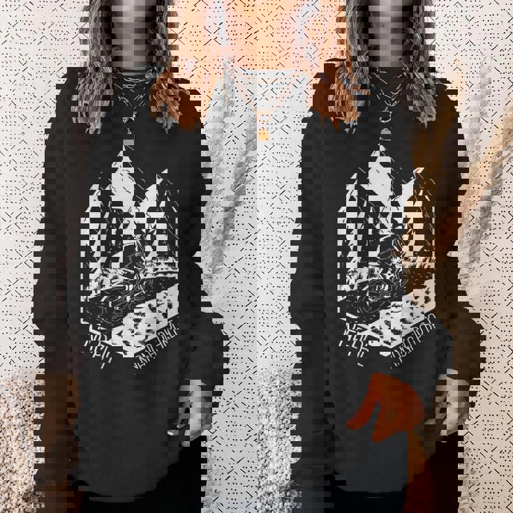 ナンガ パルバット トレイル マウンテンバイク ネイチャー ハイキング ネパール ツーリスト スウェットシャツ 彼女への贈り物