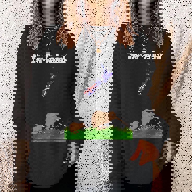 ニュージーランドのお土産キウイバードウォッチングニュージーランド地図 長袖tシャツ スウェットシャツ 彼女への贈り物