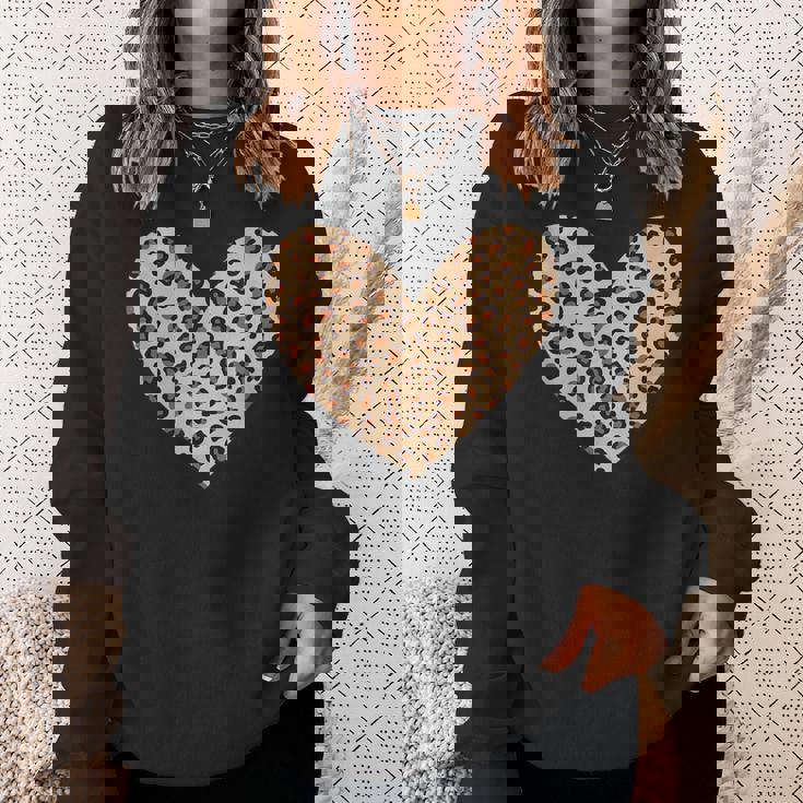 ヒョウ柄のハート／チーター柄のデザイン スウェットシャツ 彼女への贈り物