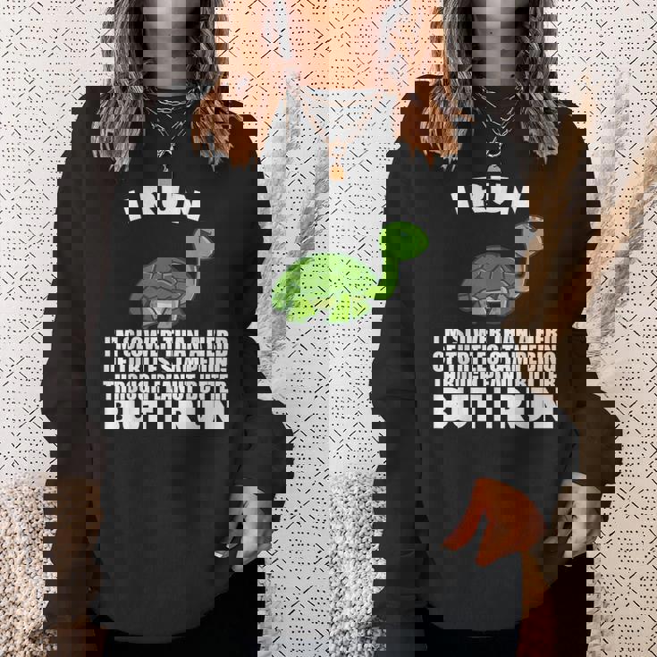 ピーナッツバターで亀よりもゆっくり走る スウェットシャツ 彼女への贈り物