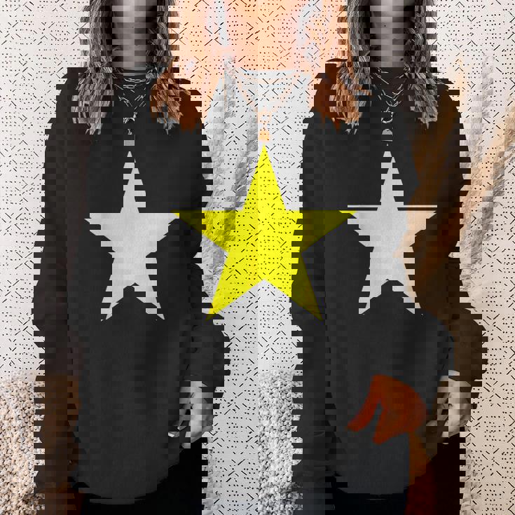 ベトナム国旗 ベトナム国旗 ベトナム国旗 赤と黄色の星 スウェットシャツ 彼女への贈り物