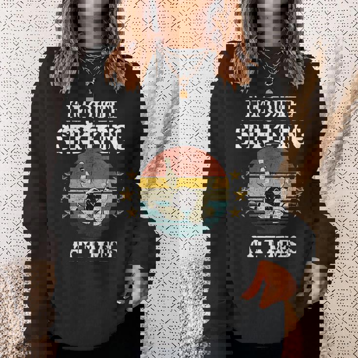 ボウリング私はかなり印象的です面白いビンテージボウラーダジャレ スウェットシャツ 彼女への贈り物