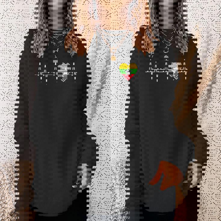 ミャンマー ハートビート ビルマ国旗とハート ラブ 家族 ビルマ スウェットシャツ 彼女への贈り物