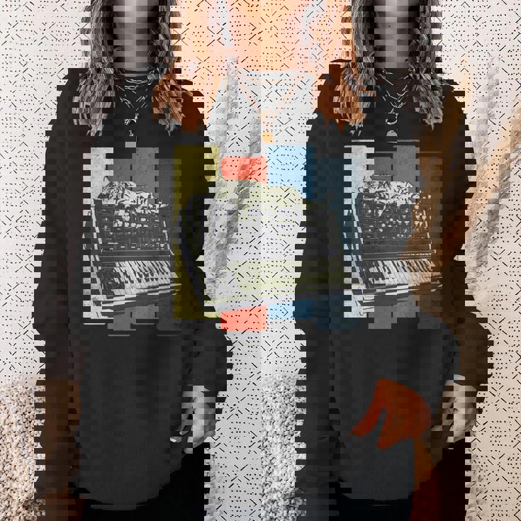 モジュラー シンセサイザー キーボード テクノ ビンテージ アナログ 猫 長袖tシャツ スウェットシャツ 彼女への贈り物