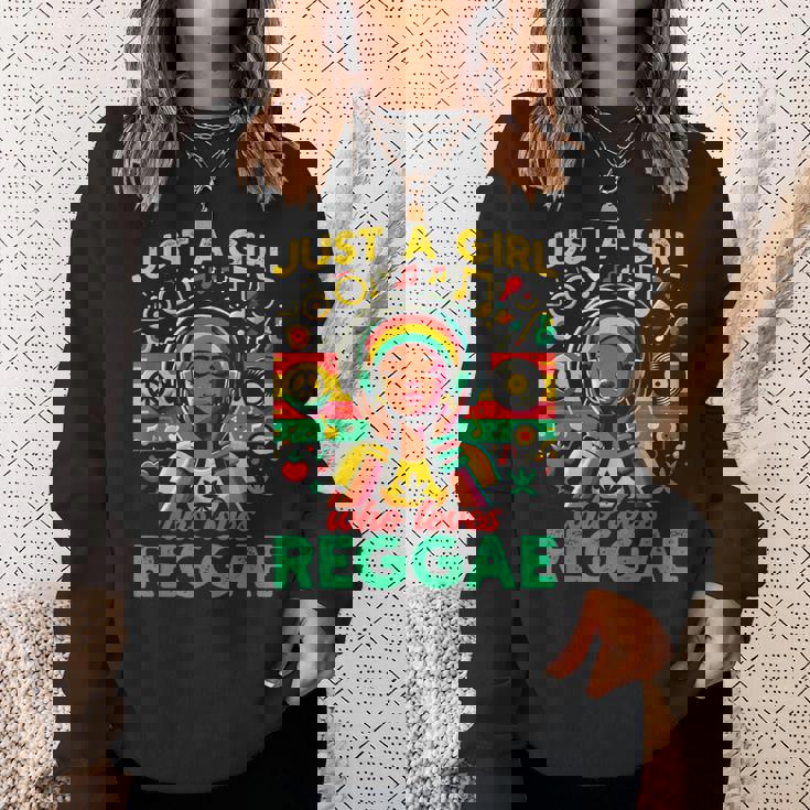 レゲエが大好きな少女 ジャマイカ音楽 おもしろラスタ スウェットシャツ 彼女への贈り物