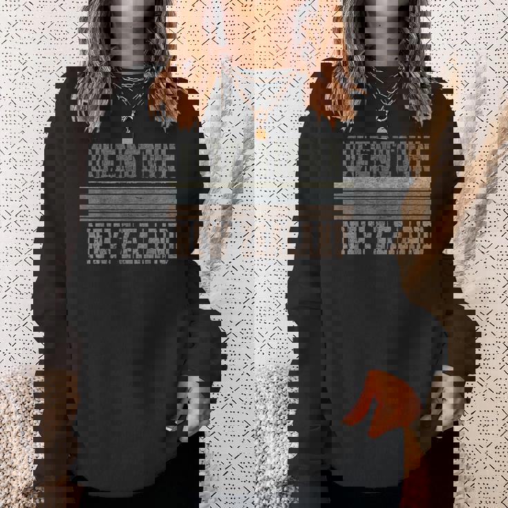 レトロ クイーンズタウン ニュージーランド スウェットシャツ 彼女への贈り物