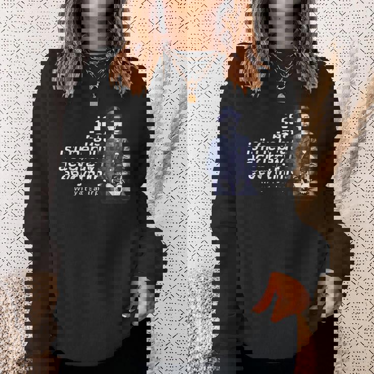 ワイアット・アープ 引用句 アメリカ西部の英雄的ローマン スウェットシャツ 彼女への贈り物