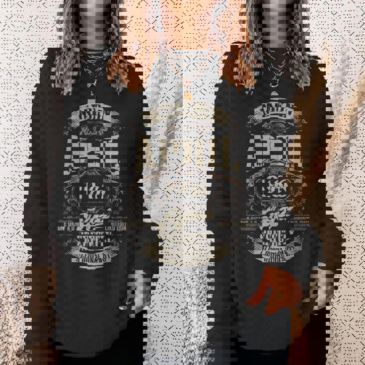 ヴィンテージ還暦伝説 1966年4月 60歳の贈り物 スウェットシャツ 彼女への贈り物