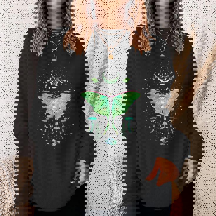 神秘的なゴシック ルナモス ムーンフェイズとキノコ スウェットシャツ 彼女への贈り物