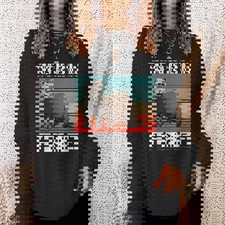 私はフェレット ハロウィン ペットオーナー フェレット スウェットシャツ 彼女への贈り物