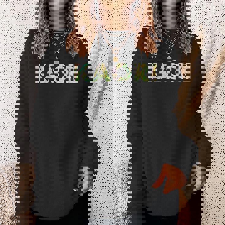 色鉛筆ネームデザインKaori 長袖tシャツ スウェットシャツ 彼女への贈り物