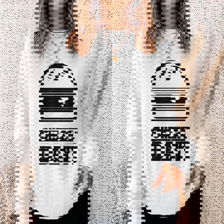 ファニージム チートデー ハンバーガー キャブ フード スウェットシャツ 彼女への贈り物