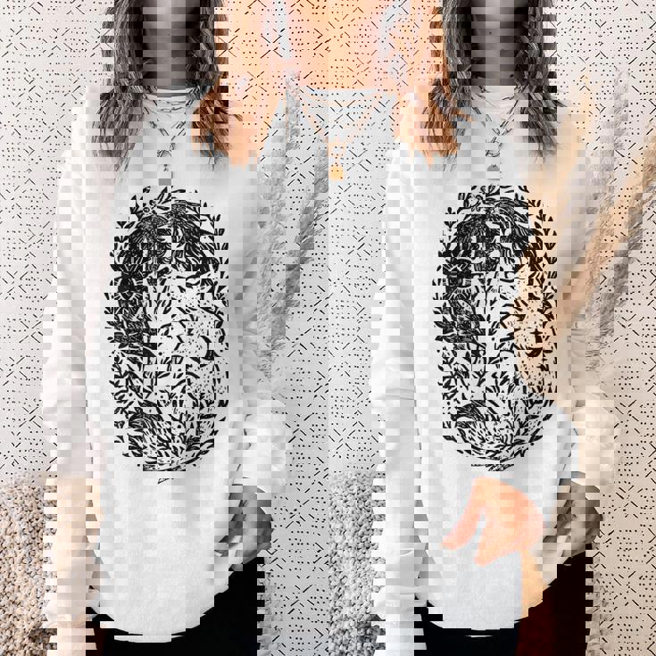 天の陰陽狐 太陽と月 ボーホーウッドランドアート スウェットシャツ 彼女への贈り物