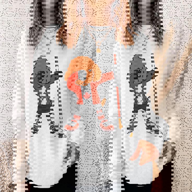 愉快なダビングプードル カナダ アイスホッケーファン ウィンタースポーツ スウェットシャツ 彼女への贈り物