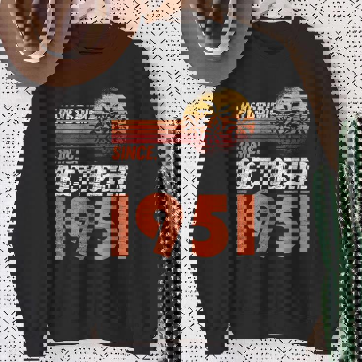 1951年10月 誕生日 スウェットシャツ 年配の女性への贈り物