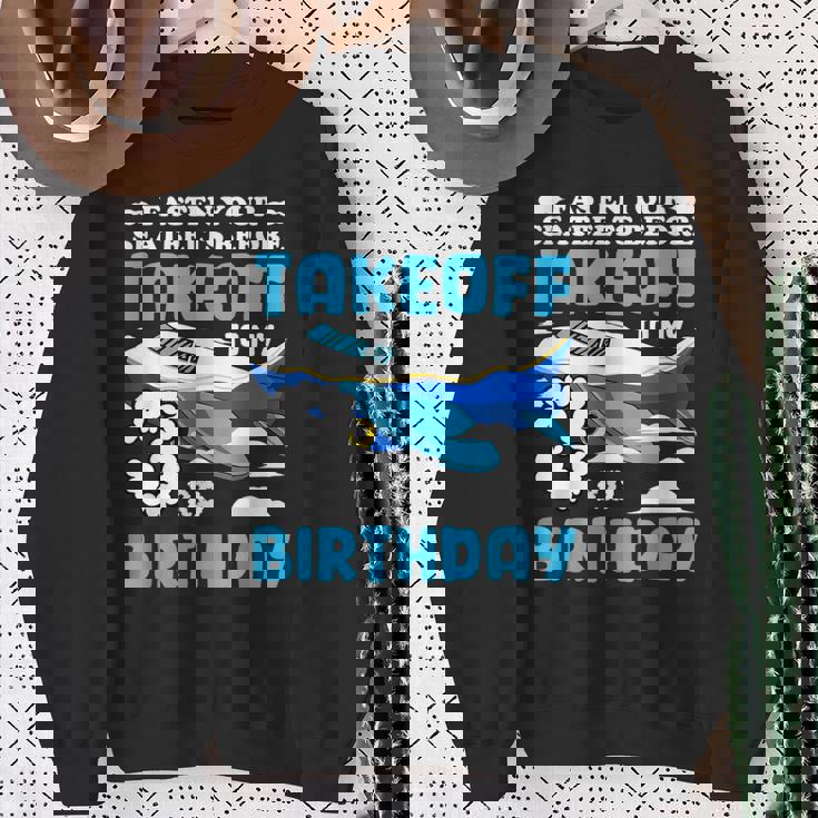 3歳の誕生日飛行機 パイロット固定シートベルト離陸飛行機 スウェットシャツ 年配の女性への贈り物