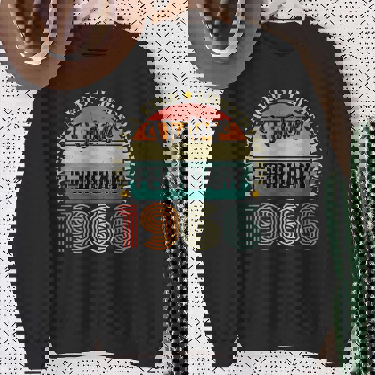 58歳 ヴィンテージ 1966年2月 58歳の誕生日 レトロ 長袖tシャツ スウェットシャツ 年配の女性への贈り物