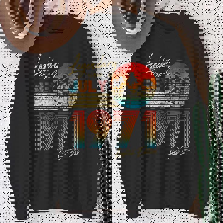 7月誕生日ギフト50年ヴィンテージ1971年生まれ。 スウェットシャツ 年配の女性への贈り物