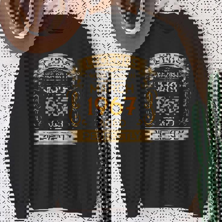 Birthday Legends Were Born Ins March 1967 スウェットシャツ 年配の女性への贈り物