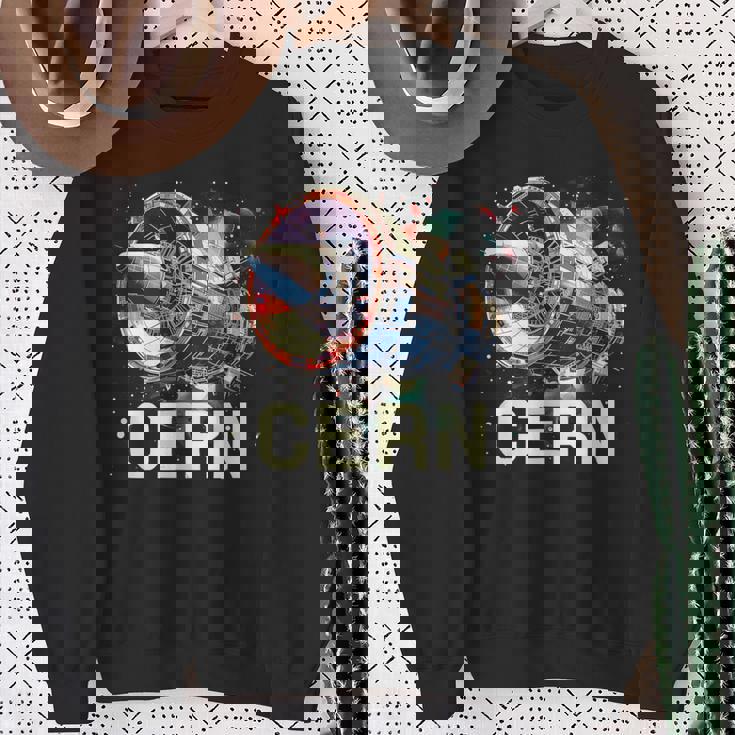 Cern 大型ハドロン衝突型加速器 レトロ素粒子物理空間 スウェットシャツ 年配の女性への贈り物