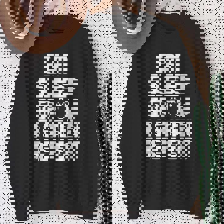 Eatleep Grow A Garden Repeat 面白い ガーデニング ゲーム スウェットシャツ 年配の女性への贈り物