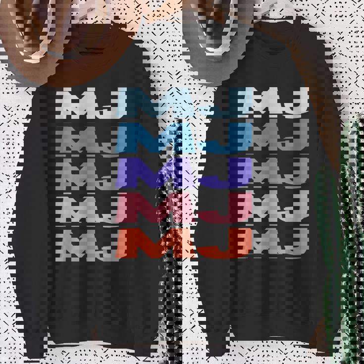 Modern Repeated Text Mj スウェットシャツ 年配の女性への贈り物