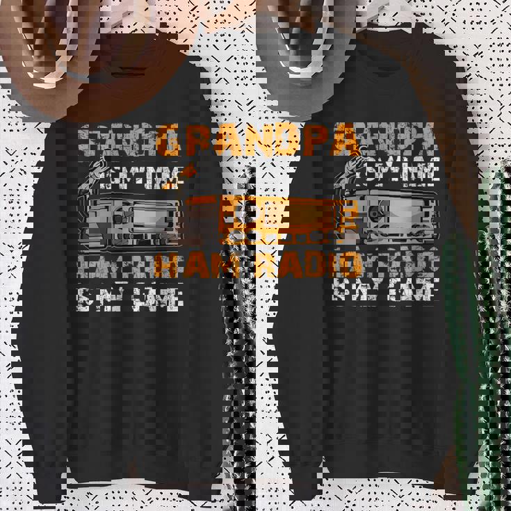 Grandpa Is My Name Ham Radio Is My Game Hamラジオ アマチュア無線 スウェットシャツ 年配の女性への贈り物