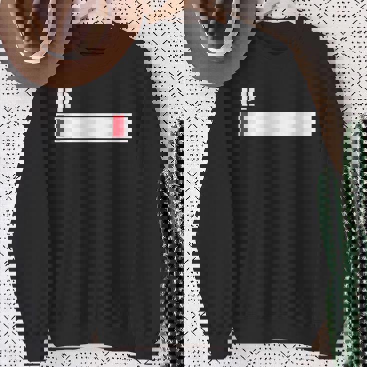 Hpが残りわずか 体力がない 限界 おもしろ ユーモア ゲーム Hpバー 黒 他カラー メンズ レディース 大きいサイズ スウェットシャツ 年配の女性への贈り物