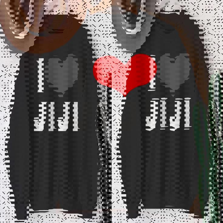 I Love Jiji 愛 ハート じーじ じいじ おじいさん 父の日 家族 家族写真 記念写真 おもしろ かわいい スウェットシャツ 年配の女性への贈り物