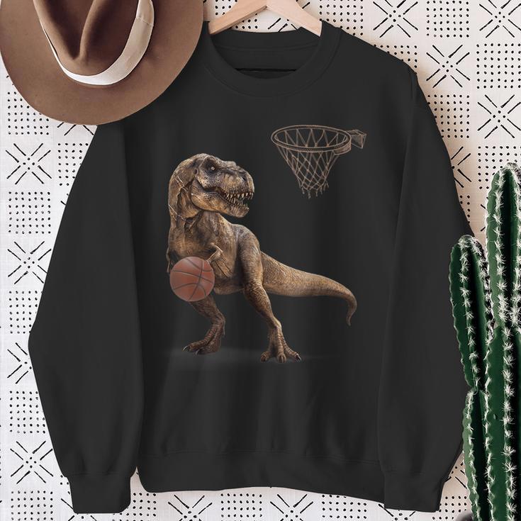 T Rex 恐竜 バスケットボール 面白い恐竜フープ スウェットシャツ 年配の女性への贈り物