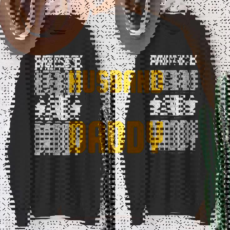 World's Best Husband And Daddy レトロ ヴィンテージ インスピレーション スウェットシャツ 年配の女性への贈り物