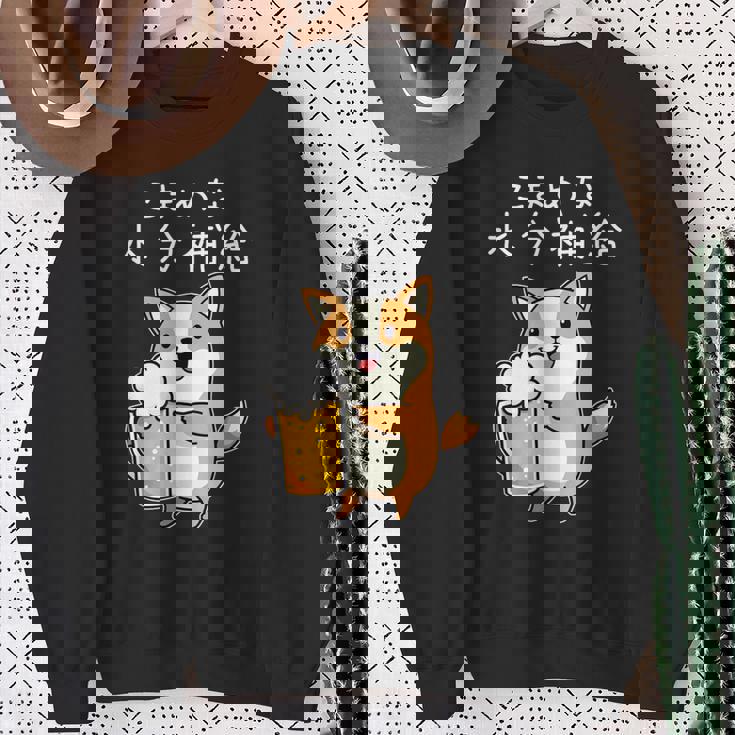 【こまめな水分補給】コーギー犬 ビール 酒熱中症対策 お酒 ビール 夏 暑さ おもしろ 面白い スウェットシャツ 年配の女性への贈り物