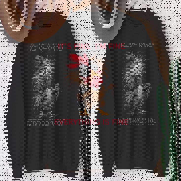 おかしいよ大丈夫、大丈夫、全部大丈夫だクレイジーチキン スウェットシャツ 年配の女性への贈り物