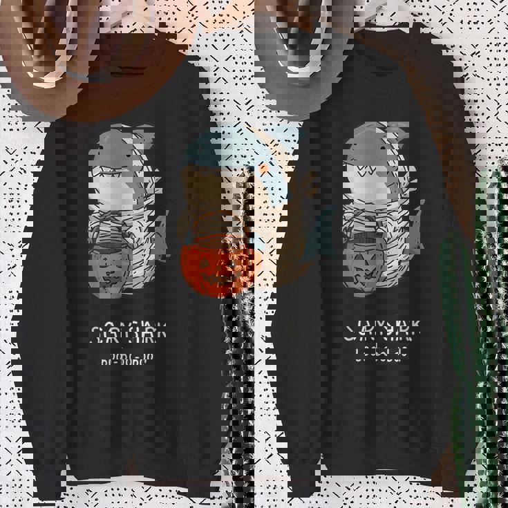 かわいいサメ ミイラ ハロウィン メンズ レディース キッズ おもしろサメ スウェットシャツ 年配の女性への贈り物