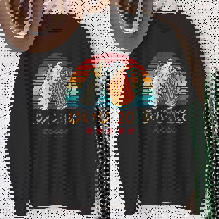 じいじ2026・おじいちゃんお知らせ・新生児のおじいちゃん・プレおじいちゃん スウェットシャツ 年配の女性への贈り物