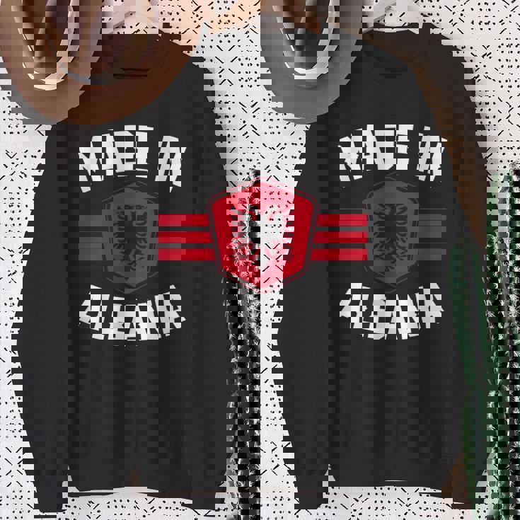 アルバニア アルバニア国旗 長袖tシャツ スウェットシャツ 年配の女性への贈り物