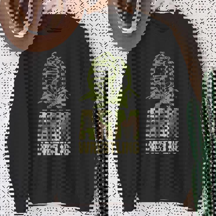 アームレスリングアームプレス、二頭筋 スウェットシャツ 年配の女性への贈り物