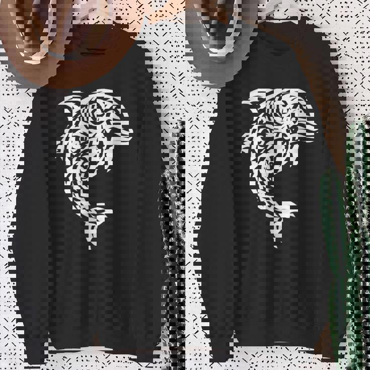 イルカ ポリネシアン トライバル マオリ ライトパターン イルカ 長袖tシャツ スウェットシャツ 年配の女性への贈り物