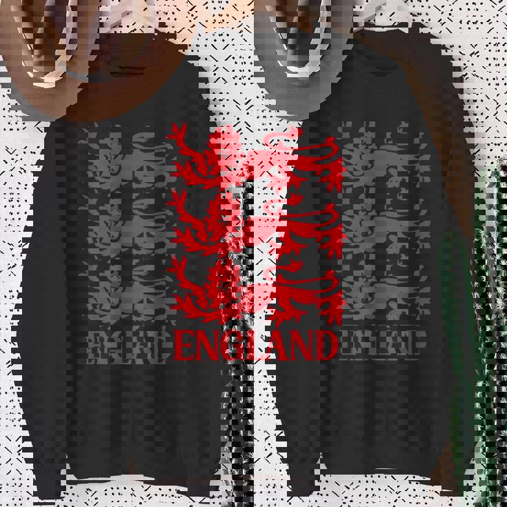 イングランドのスポーツファンのためのイングリッシュフットボールサッカーグラフィック スウェットシャツ 年配の女性への贈り物