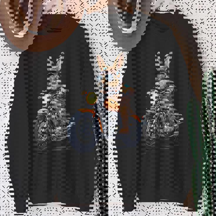 イースターデー バイク バニー ウサギ ヴィンテージ オートバイ 男の子 スウェットシャツ 年配の女性への贈り物