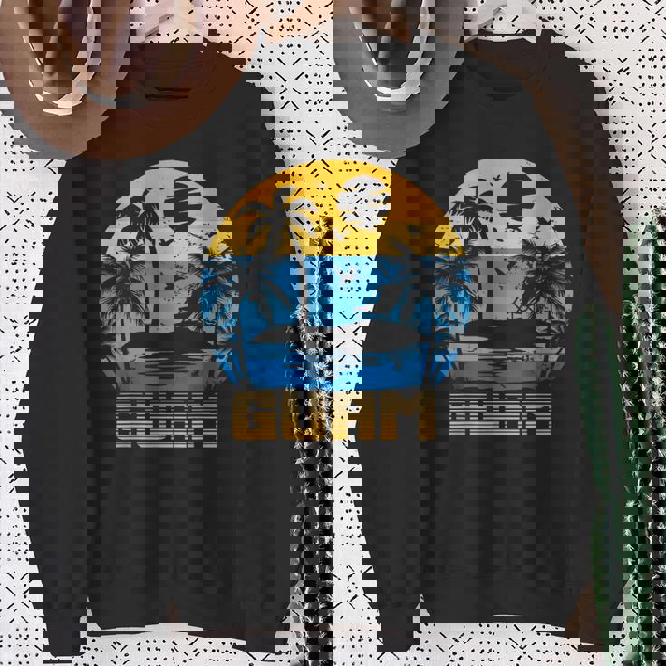 グアム グアム チャモロ島民 プライド グアム お土産 スウェットシャツ 年配の女性への贈り物