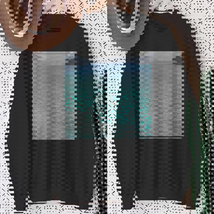 グスタフ・クリムトによるアターゼー 1900 スウェットシャツ 年配の女性への贈り物