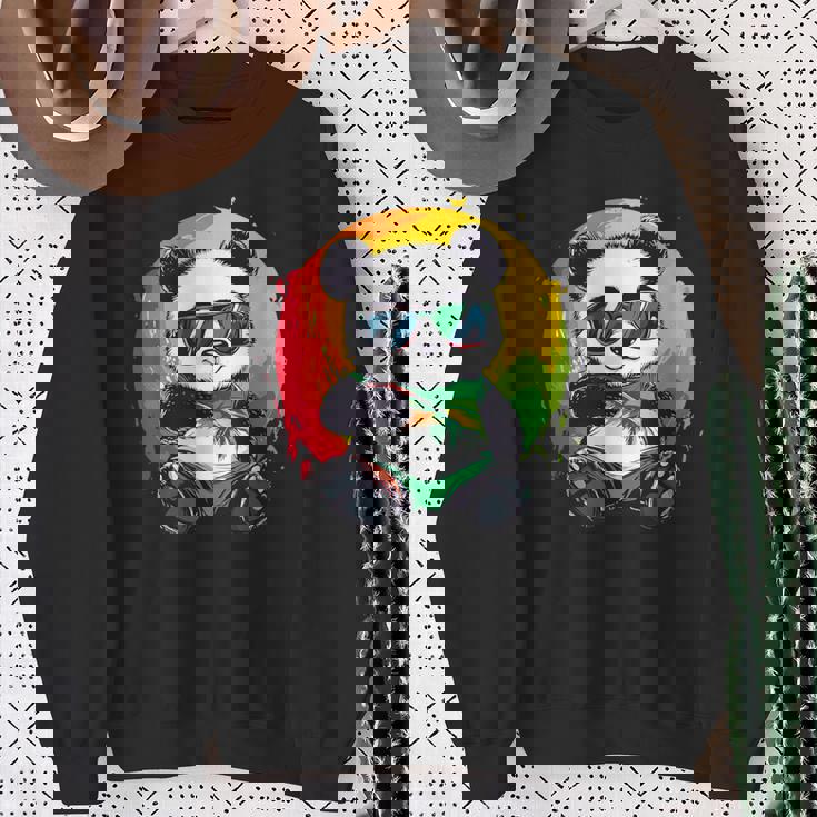 サングラス付きパンダ ラスタカラー スウェットシャツ 年配の女性への贈り物