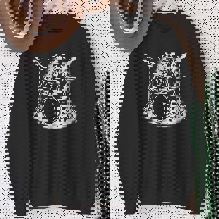 シュナウザー ドラムを弾く ドラマー 犬好き スウェットシャツ 年配の女性への贈り物