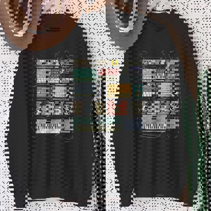 シンセサイザー エレクトロニック・ミュージシャン と Dj スウェットシャツ 年配の女性への贈り物