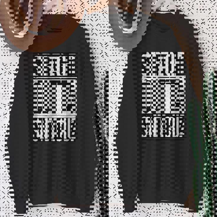 ストレート・アウタ・サンタクルーズ スウェットシャツ 年配の女性への贈り物