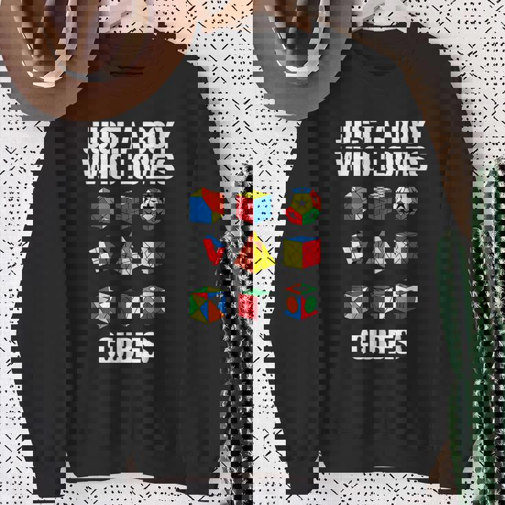 スピードキューブパズル キューブキューブ キッズ スウェットシャツ 年配の女性への贈り物