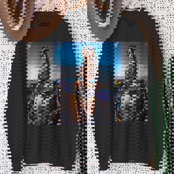 セクシーガールグラフィックtシャツ セクシーなラティーナガール&バイクビーチ。 長袖tシャツ スウェットシャツ 年配の女性への贈り物