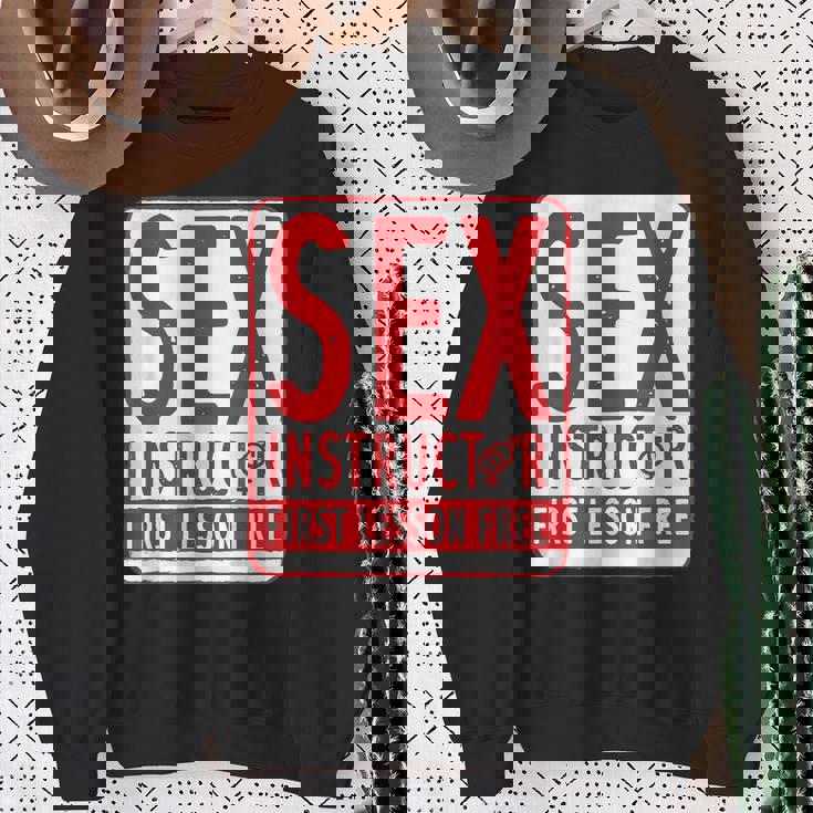 セックスインストラクター、バチェラーパーティー、面白いバチェラーパーティーのアイデア スウェットシャツ 年配の女性への贈り物